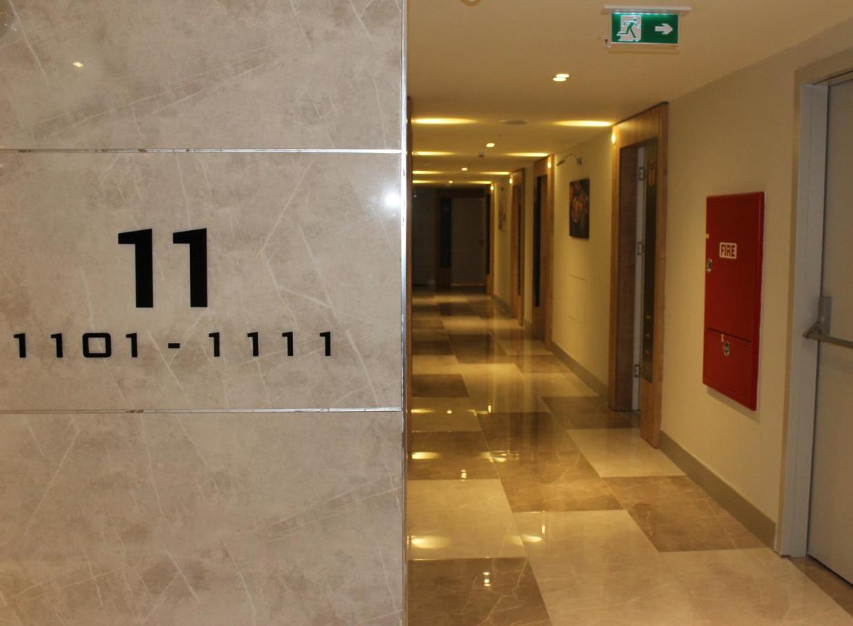 E&S Apartment - Sunset & Sea View Batumi Esterno foto
